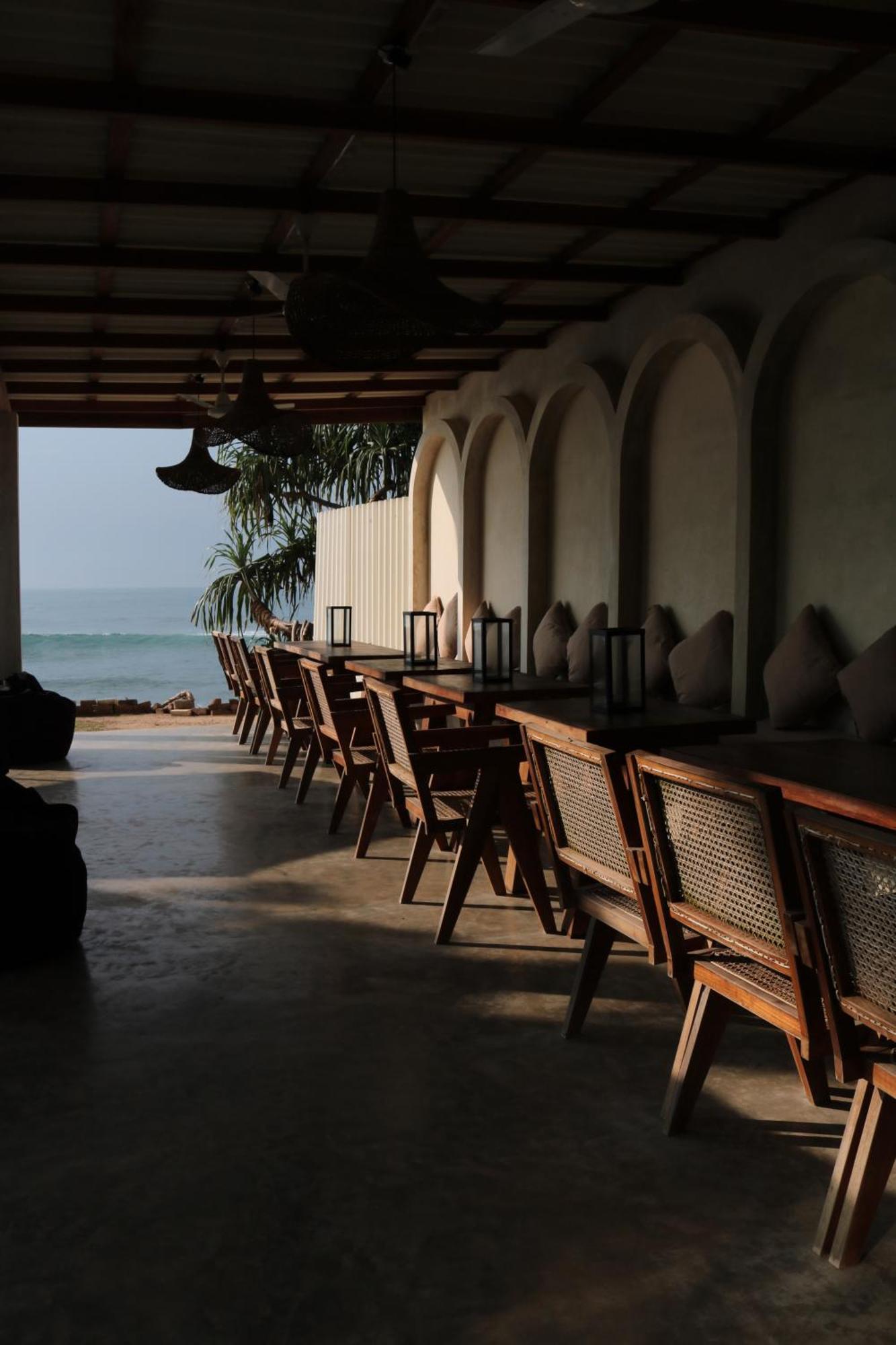 Swell Shacks Hotel Matara Exterior photo